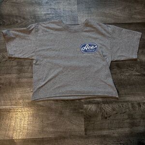 Grey Graphic Cropped T-shirt